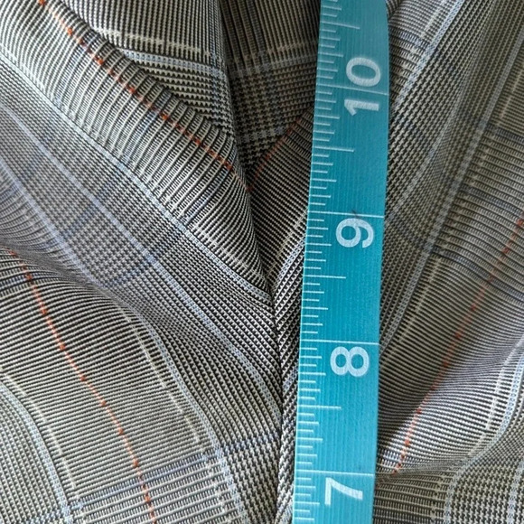 Worthington Petite Stretch Tan Tartan Plaid Trousers  Size 8P - Picture 8 of 9